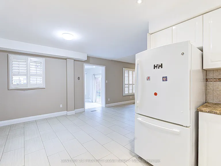 4 Compton Ct — Photo 14