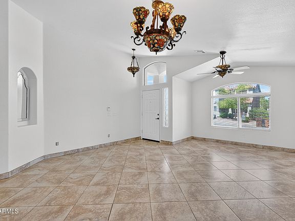 3rd image of 1111 E PALOMINO Way