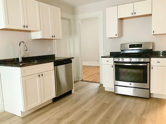 Kitchen - Level 1