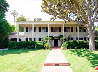 1717 Chevy Chase Dr, Beverly Hills, CA 90210