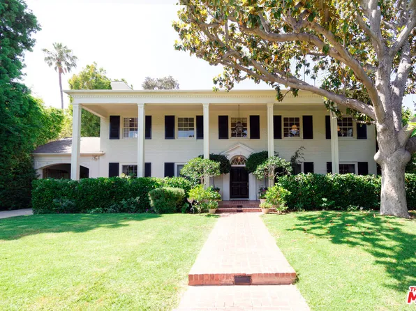 1717 Chevy Chase Dr, Beverly Hills, CA 90210
