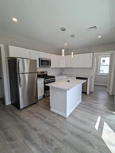 75 Fleming St #1 Photo 1