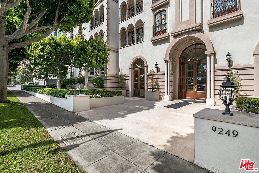 9249 Burton Way UNIT 303 Beverly Hills CA 90210 Zillow