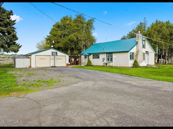 2901 Mapleway Rd, Yakima, WA 98908