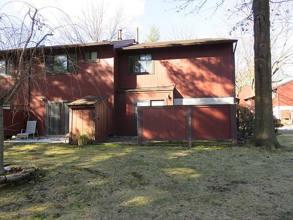 2nd image of 29 Belmar Dr W