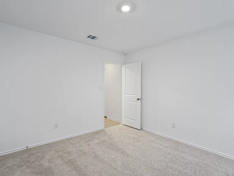 132 Little Sparklers Loop — Photo 19