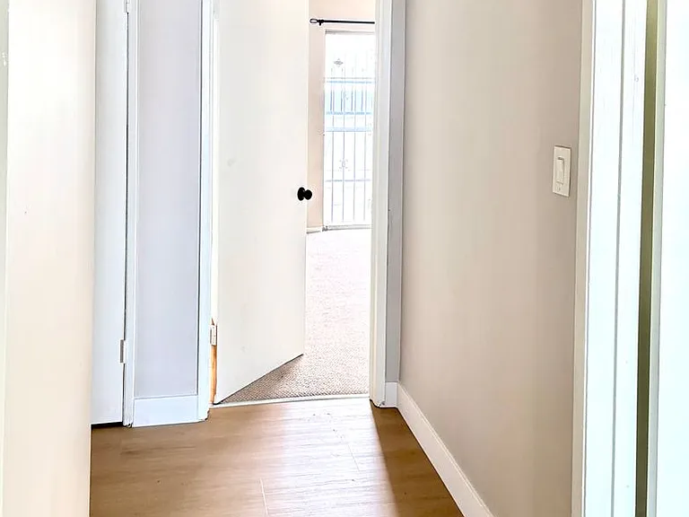 4736 W 118th St — Photo 12