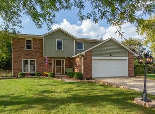 7698 Ensley Ct, Fishers, IN 46038