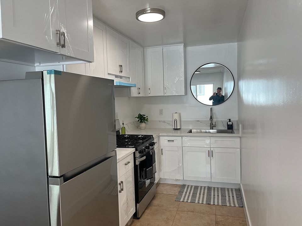 1st image of 4313 S Main St #8