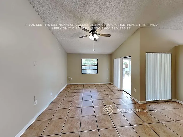 13960 Beechwood Ct — Photo 3