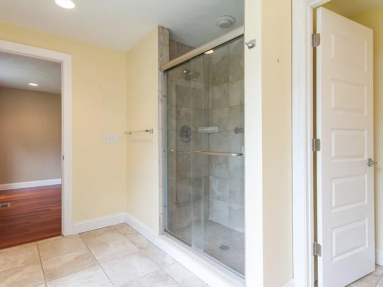 36 Willowdale Rd #1 — Photo 13