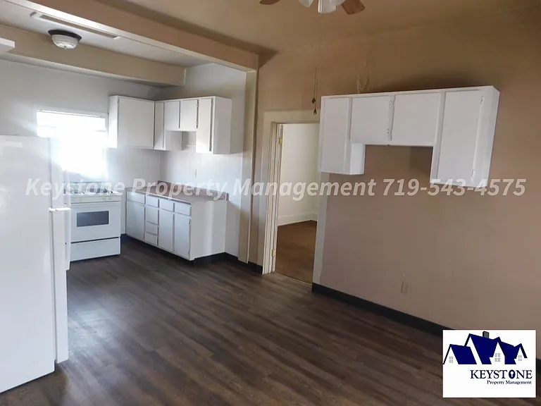 906 N Glendale Ave — Photo 8