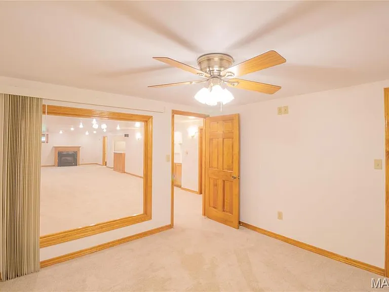 395 Statesman Ct — Photo 23