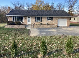 6560 York Rd, New Oxford, PA 17350