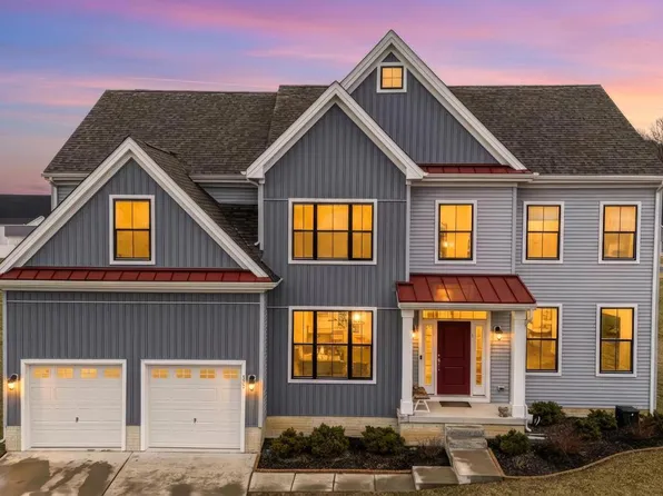 525 Crown Forest Ln, Felton, DE 19943