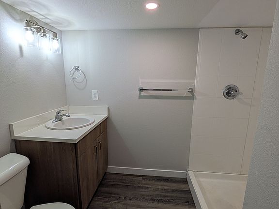 3rd image of 301 N 5th Ave #1A