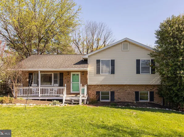110 Hites St, Winchester, VA 22602