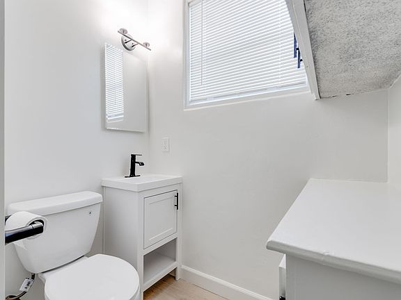 3rd image of 2969 E St #5