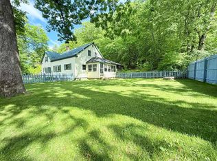 571 Lovers Lane Rd, Charlestown, NH 03603