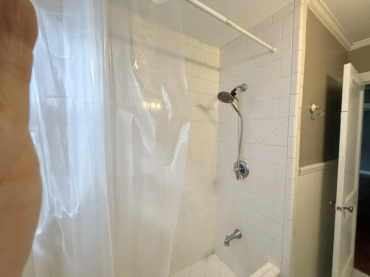 405 Henderson Street - 1 — Photo 2
