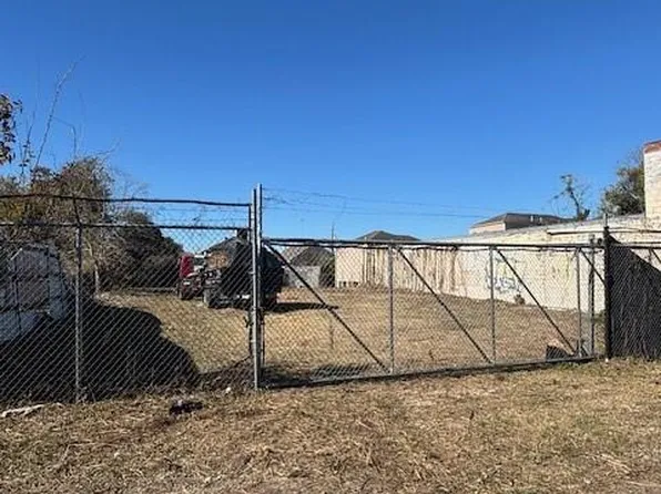 2818-22 Franklin Ave, New Orleans, LA 70122