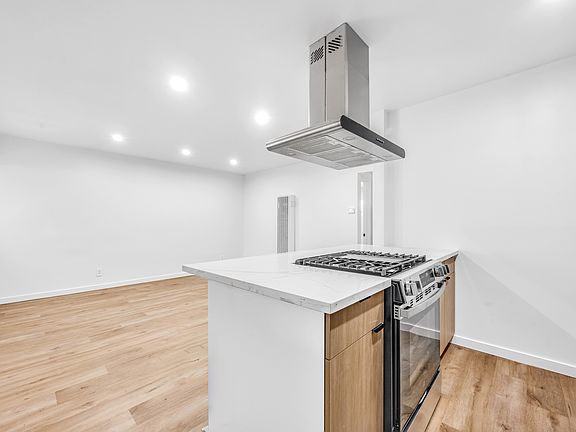 5th image of 5745 Arroyo Dr #2.0