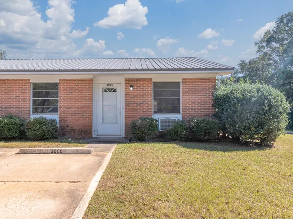 300 E Brunson St APT 300B, Enterprise, AL 36330