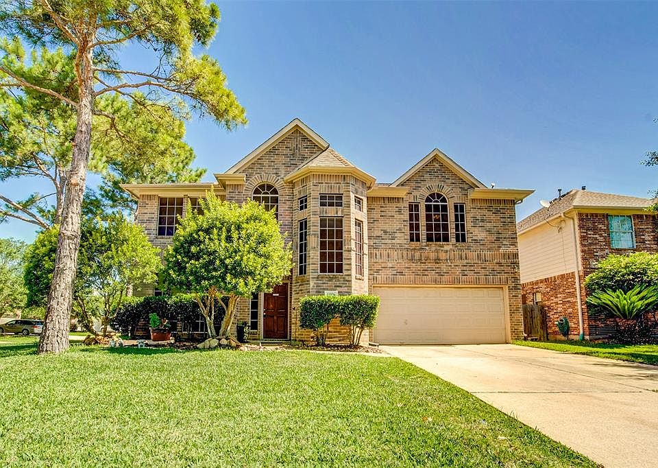 1st image of 11926 N Brenton Knoll Ct