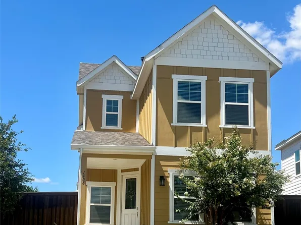 1406 Apricot Ln, Gainesville, TX 76240