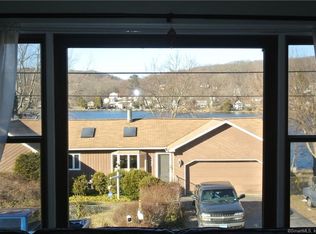 339 Lake Plymouth Blvd, Plymouth, CT 06782