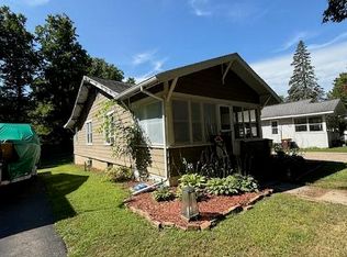 210 Diana St, Eaton Rapids, MI 48827