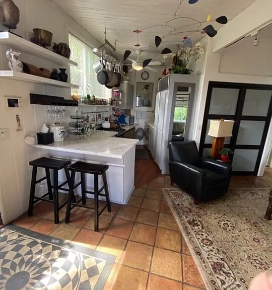 7287 Pacific View Dr — Photo 18