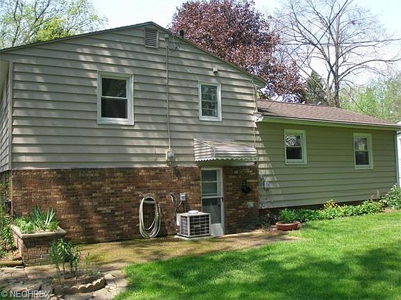 2nd image of 3065 Woburn Dr