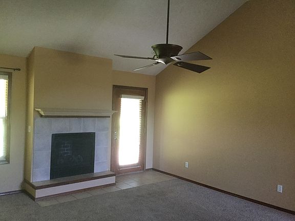 3rd image of 5451 S Farm Road 141