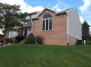 115 Rebecca Dr, Pittsburgh, PA 15237