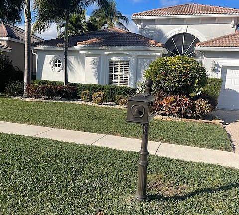 4th image of 9559 Taormina Street