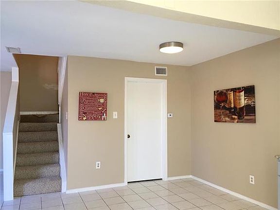 2nd image of 333 Melrose Dr APT 16D