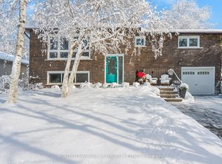 77 Main St N, Uxbridge, ON L9P 1J7