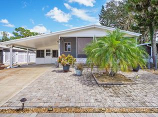 121 Moss Dr, Debary, FL 32713