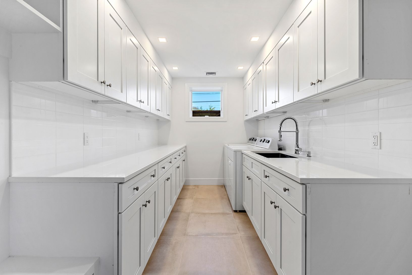  Laundry/storage room