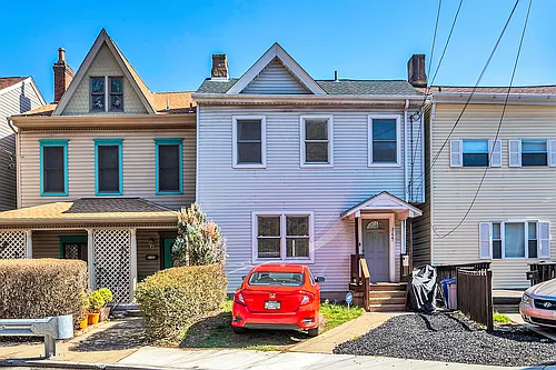 3127 Josephine St Photo 1