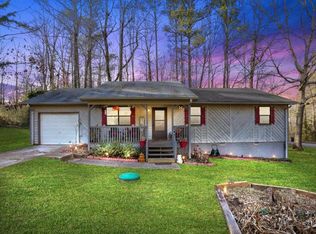 126 Fairview Dr, Stockbridge, GA 30281