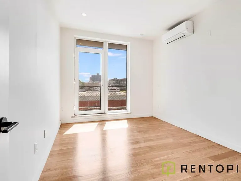 1875 Atlantic Ave #6F — Photo 5