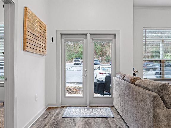 4th image of 782 Riverfront Pkwy Unit 109