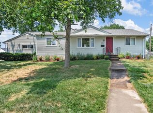 4321 Fatima Dr, Saint Louis, MO