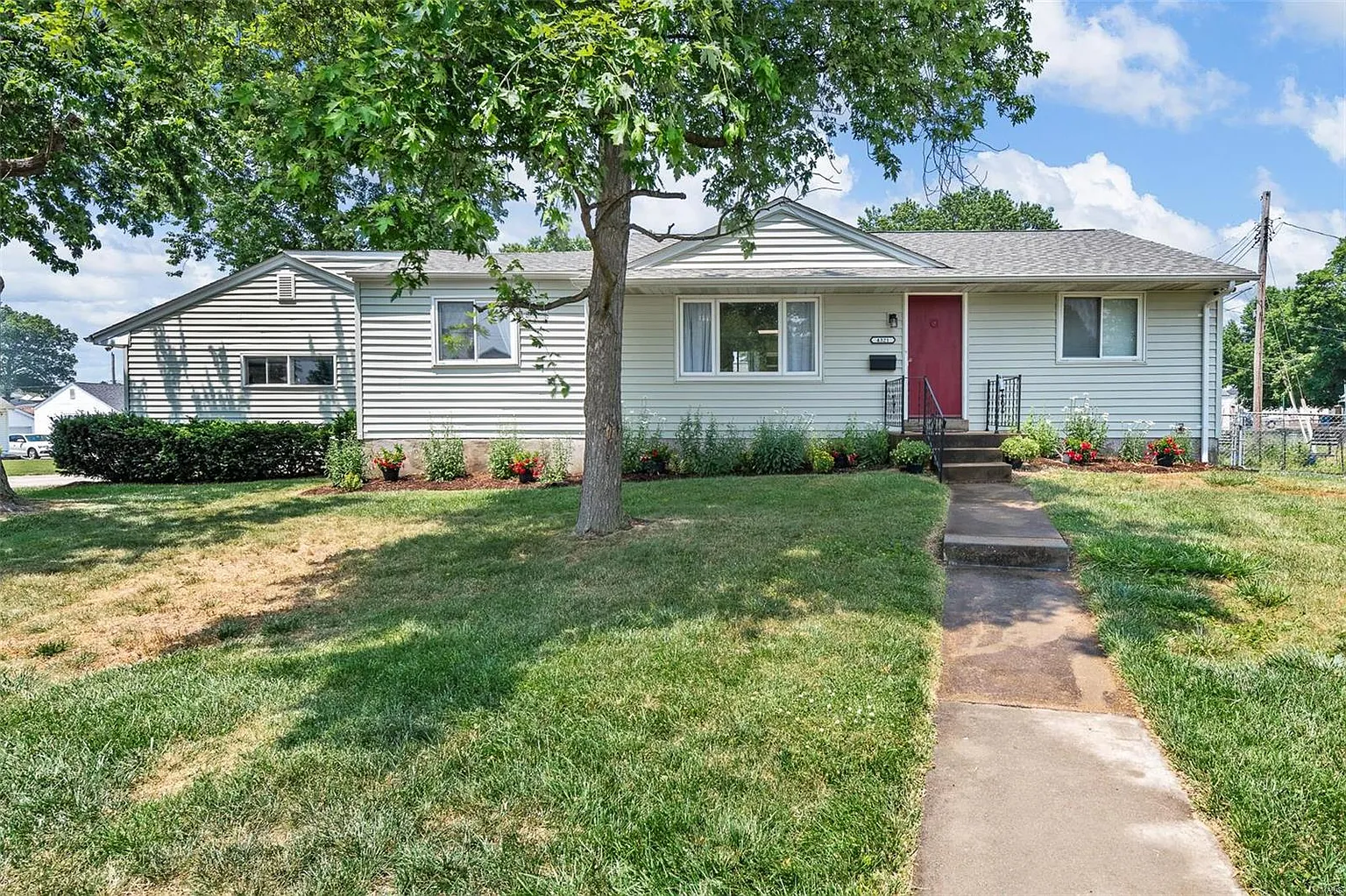 4321 Fatima Dr photo 1