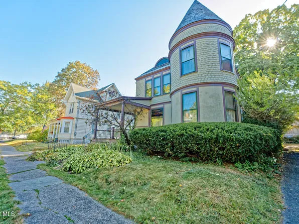 1078 Gillespie Street, Schenectady, NY 12308