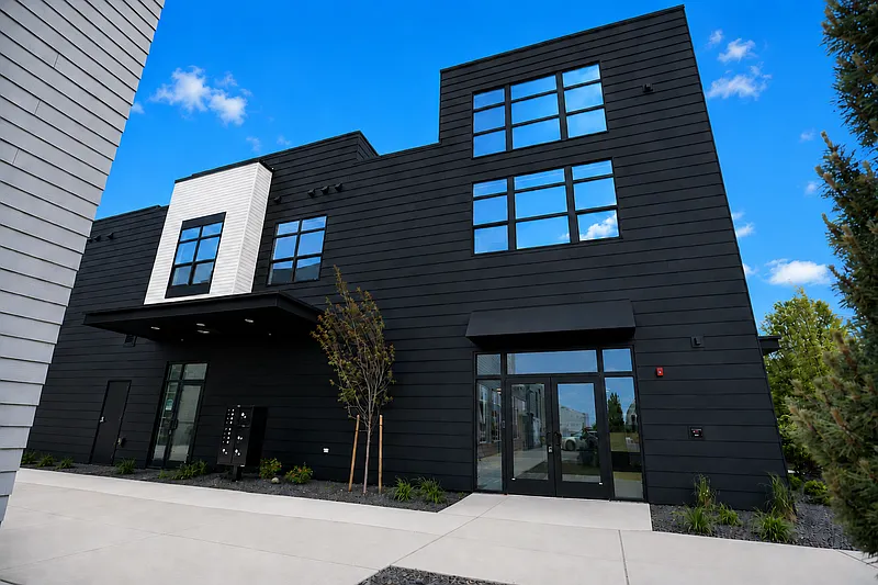 2 bed, 2.0 bath, $2,050 — Photo 1