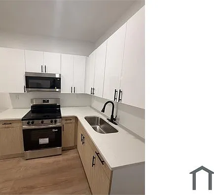 2430 Manton St — Photo 7