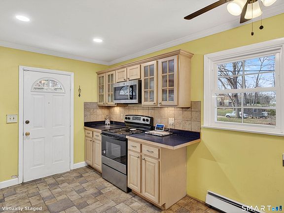 4th image of 1866 Center Groton Road